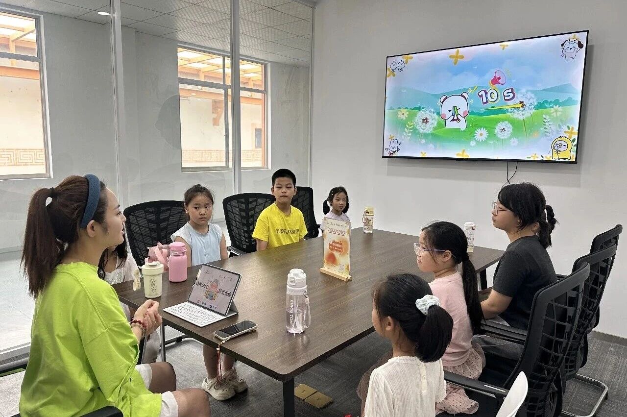 海潮村社区学校举办青少年语言艺术学堂