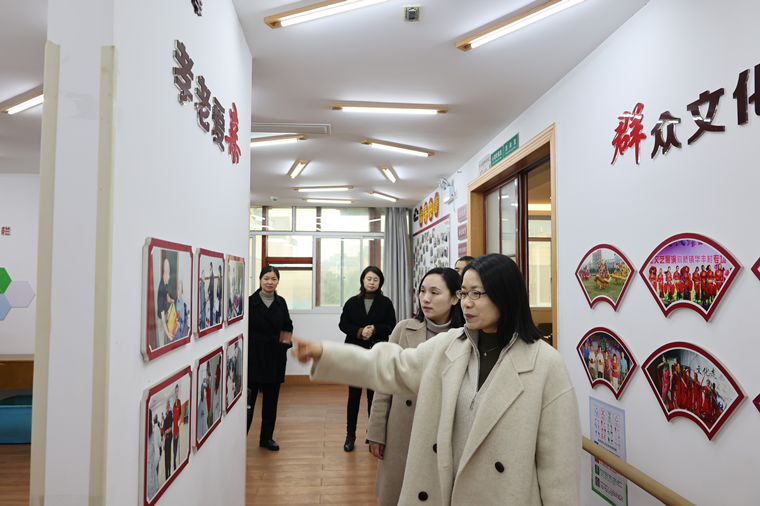 海宁市老年教育资源整合工作调研组赴斜桥 实地调研