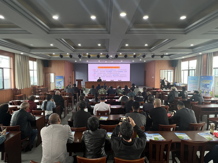 斜桥镇举办2023年水稻生产技术培训班