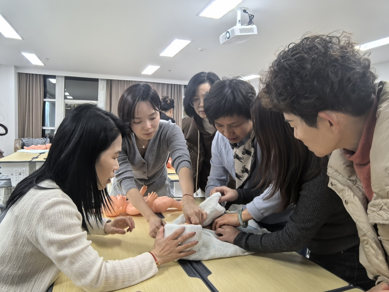 精准赋能隔代育儿 科学守护宝宝成长