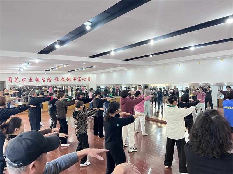 强身健体 幸福夕阳——盐官成校开展中老年八式太极拳培训