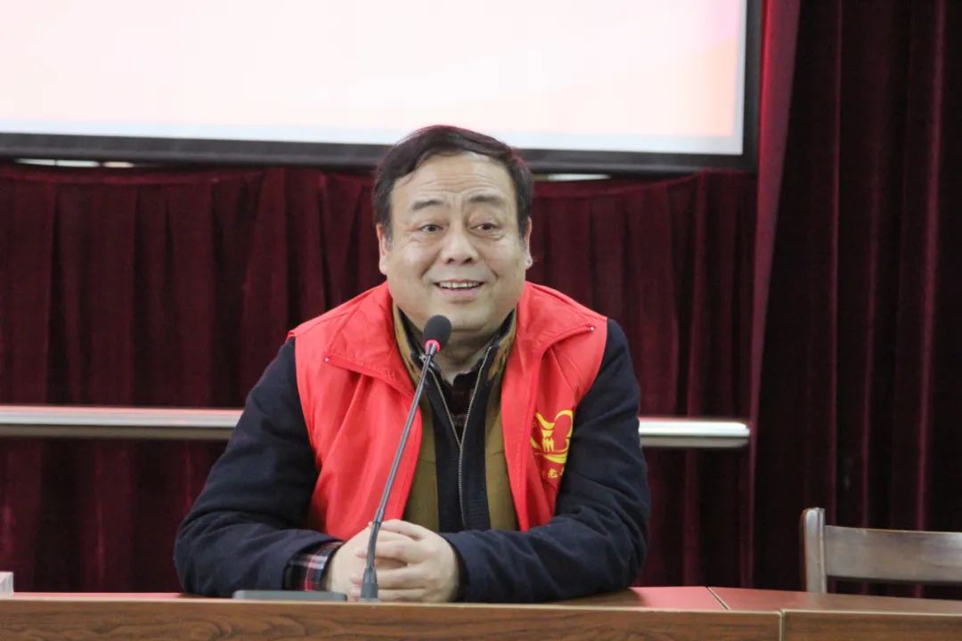 聆听老兵故事，红色基因薪火相传