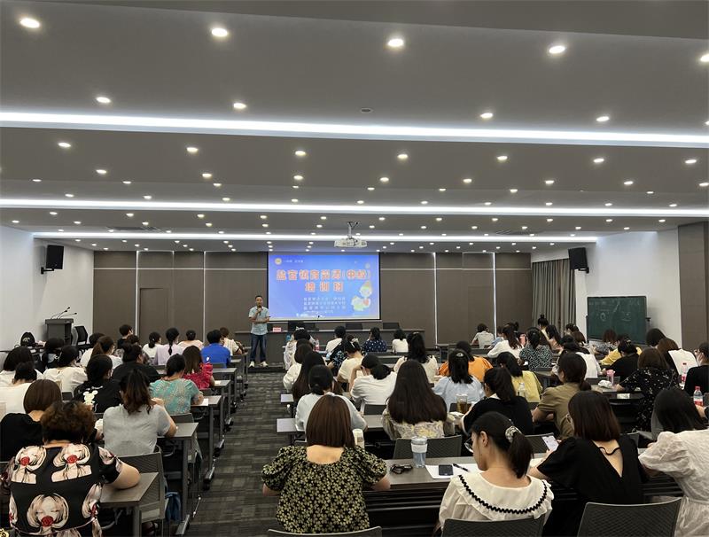 盐官镇举办育婴师（四级）幼儿园专班培训