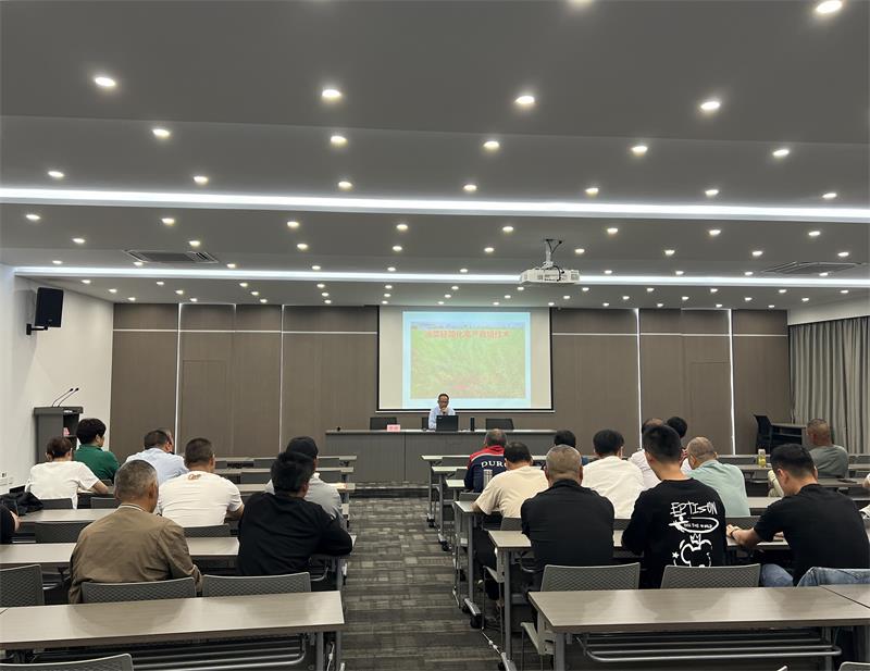 科技惠农 丰产增收——盐官镇举办2023年水稻种植培训