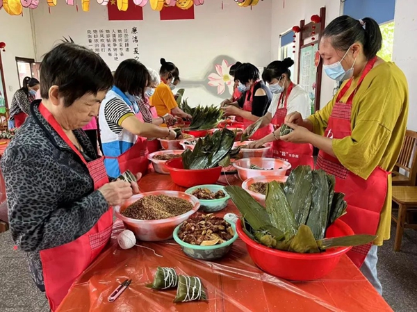 “粽香传真情，端午佑安康”