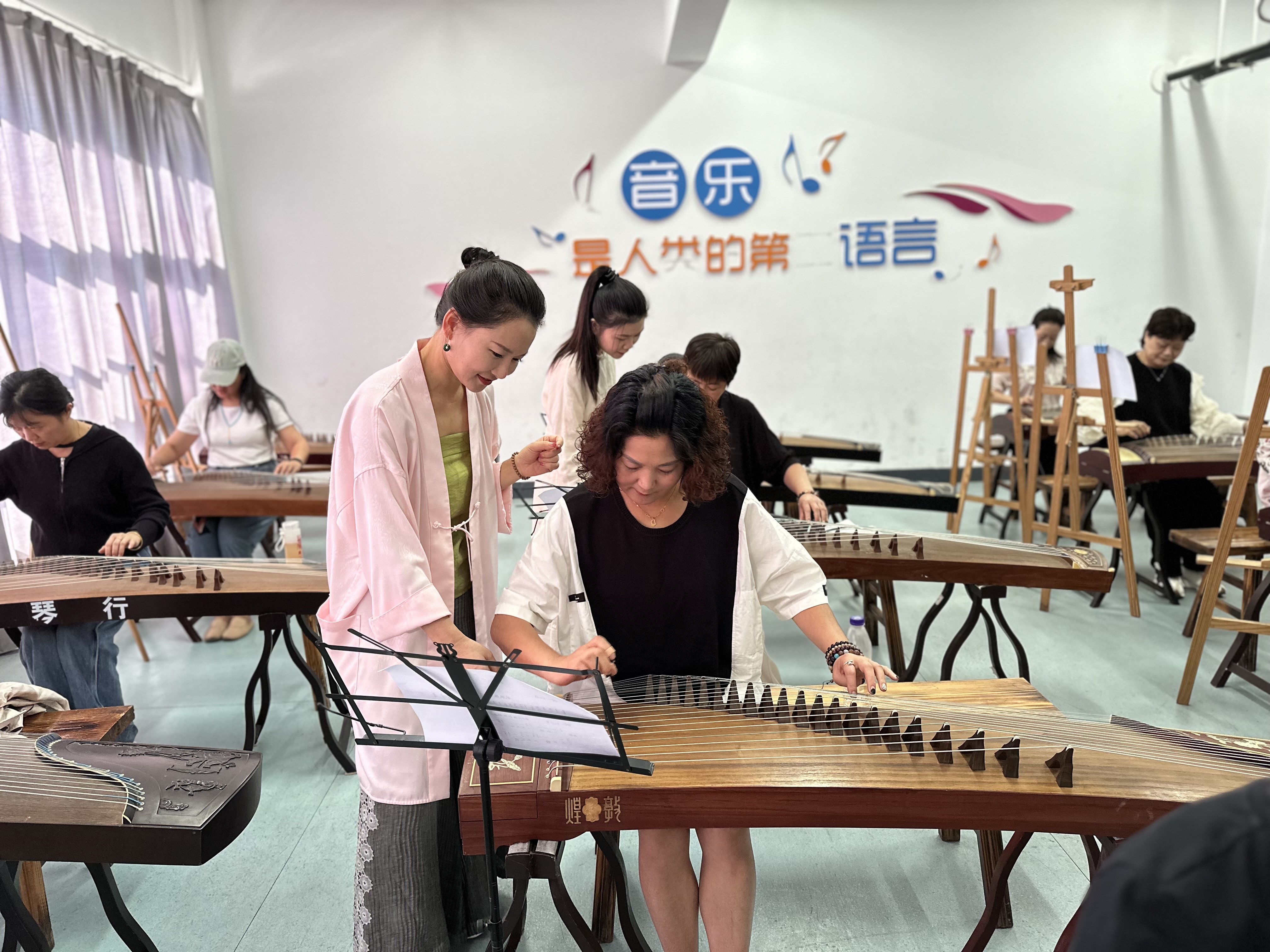 长安老年学校古筝公益班开课