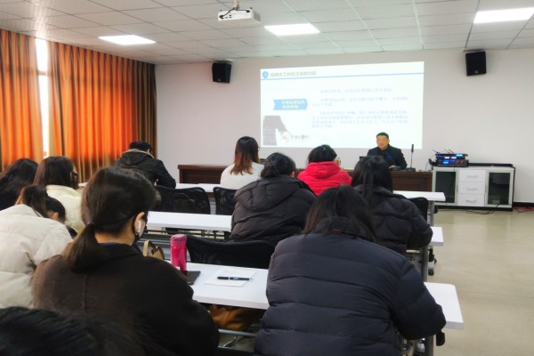 经济开发区、海昌街道开展规范企业劳动用工培训活动