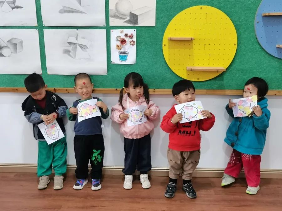 袁花镇双丰村社区学校组织开展优教优育家庭教育活动