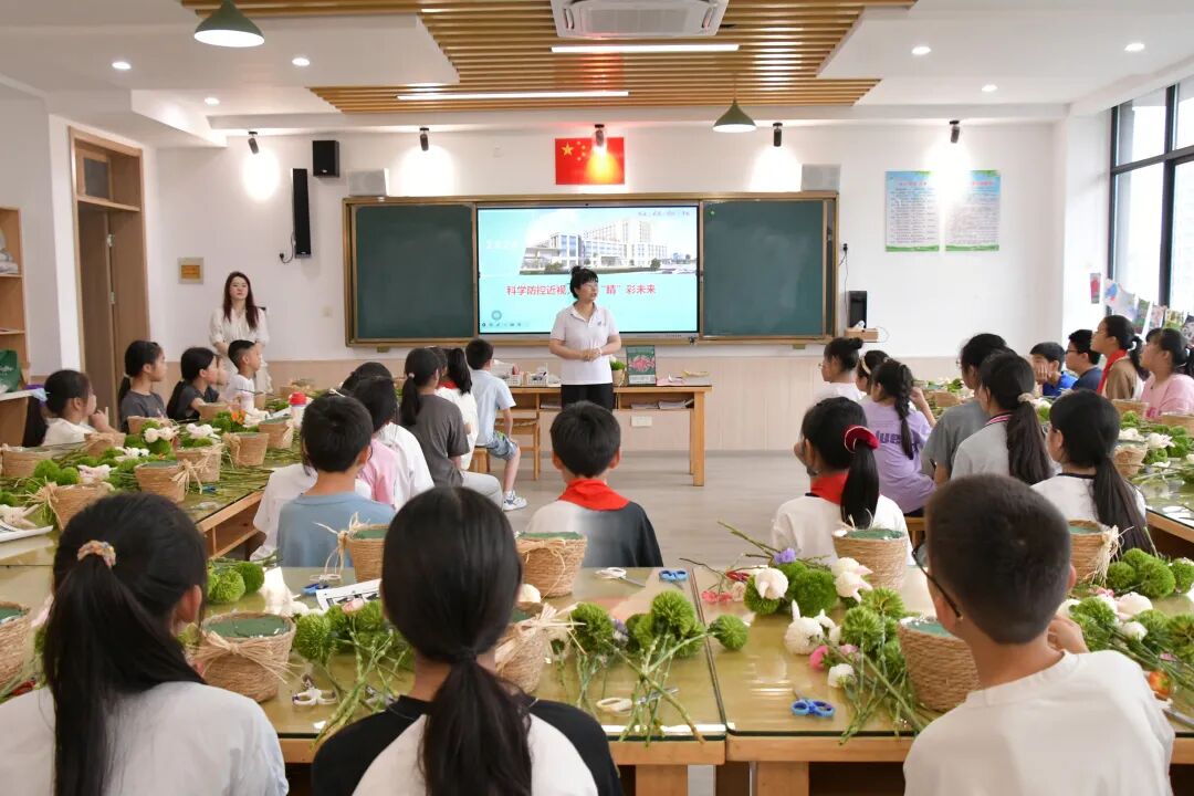 科学护眼齐行动，共筑光明梦——马桥成校爱眼日主题进校园活动