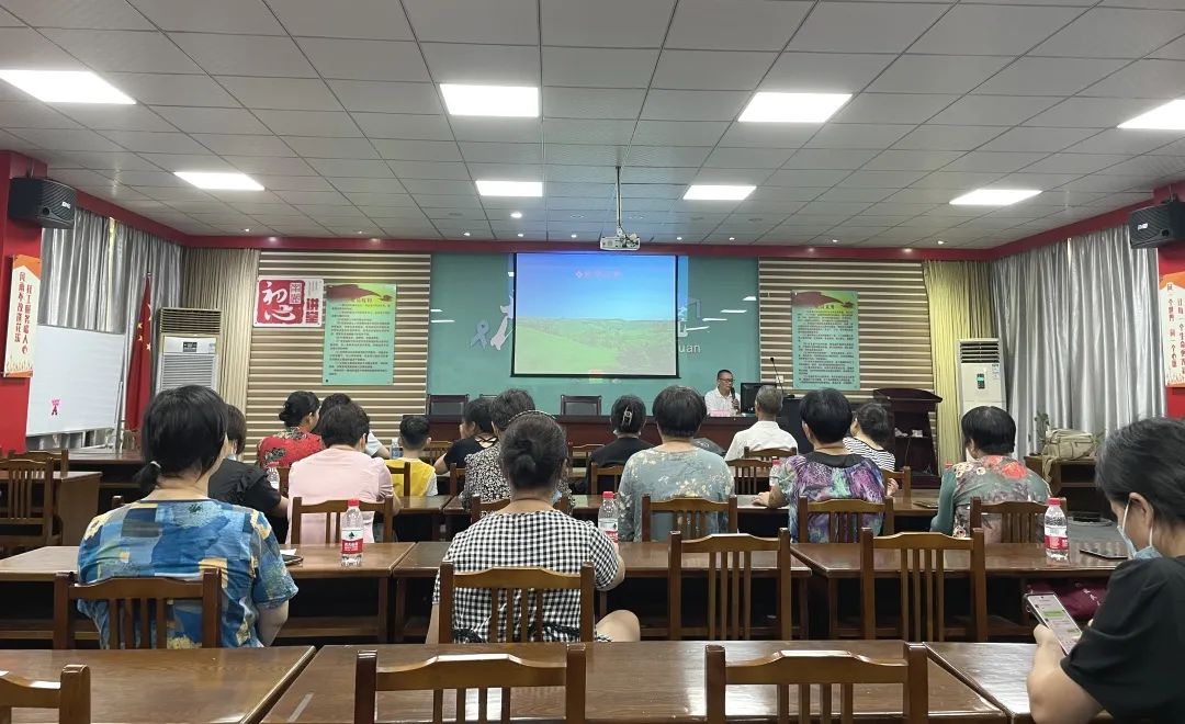 袁花镇开展农技专业培训活动