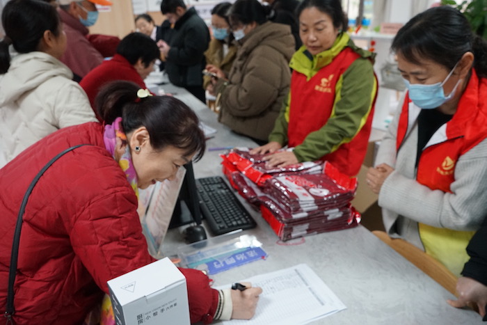 银龄乐学兑好礼，暖冬行动润心田：海宁市学分银行“养老服务季”专场活动圆满结束