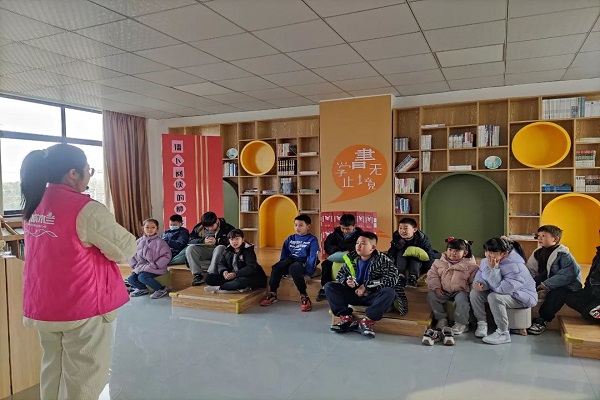 周王庙镇联民社区学校开展“春天，我们在读书”活动