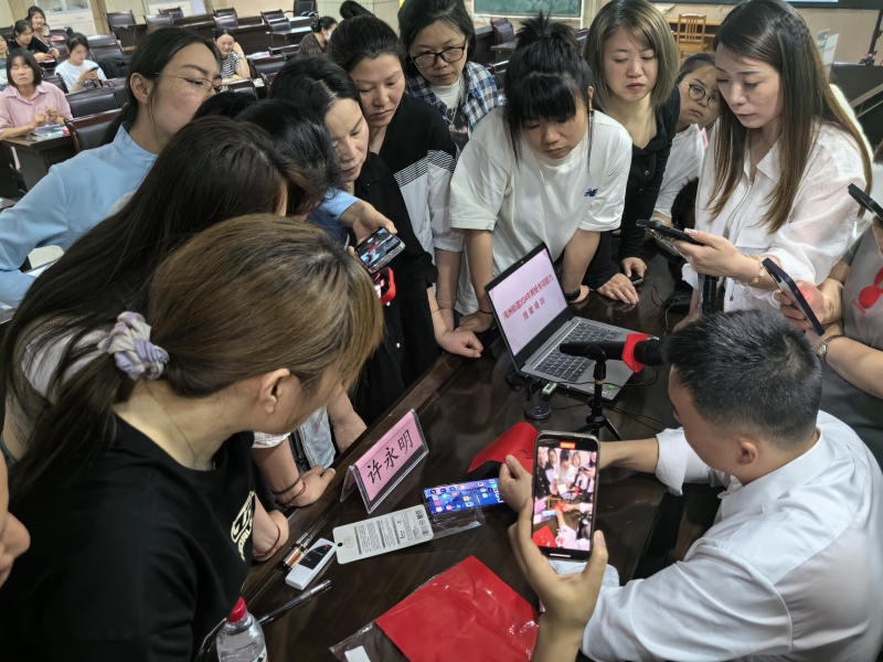 海洲成校剪纸制作职业技能专项培训顺利开班