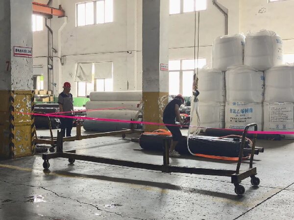 以练筑防守底线 观摩互学促提升