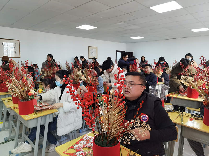 许村成校2023级园艺技术专业（花卉）班第一学期圆满结束