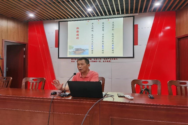 海昌街道碧海社区学校开展爱国主义教育活动