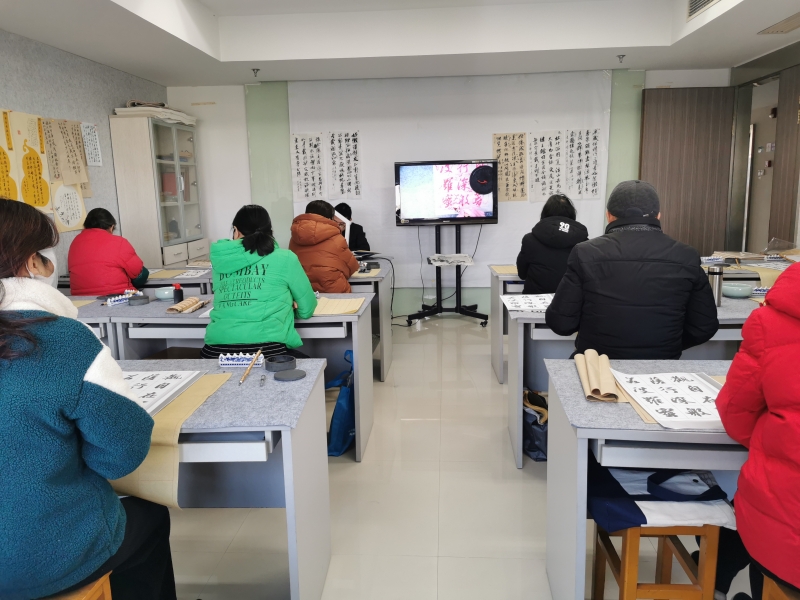 海洲街道老年书法公益培训班顺利开班